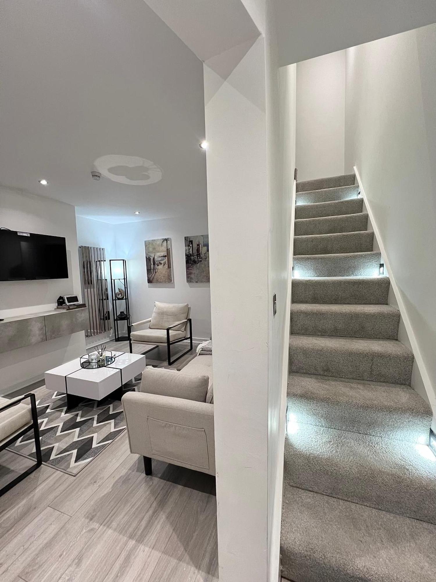 Entire House - Near Etihad Stadium And Central 맨체스터 외부 사진